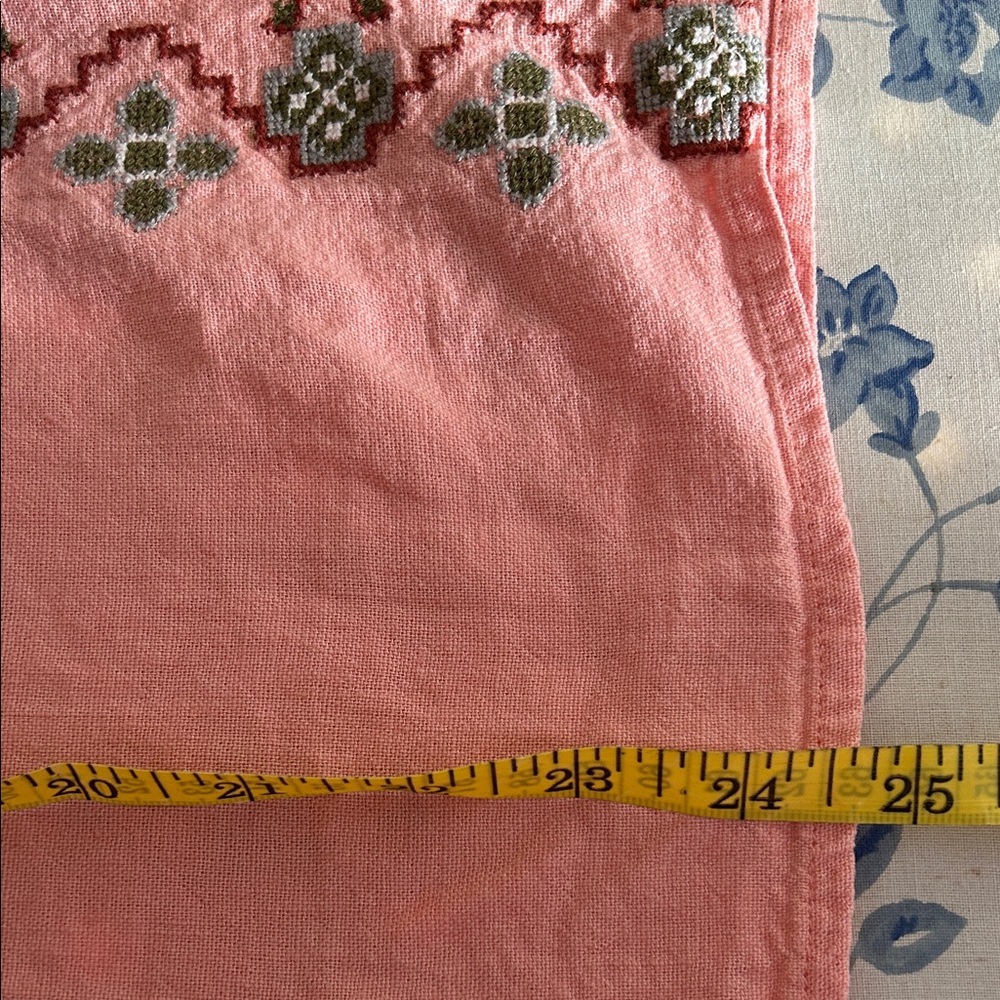 Canyon Retreat Coral Embroidered Linen Top Plus 2X New Button‑Down Roll‑Tab - Picture 9 of 11